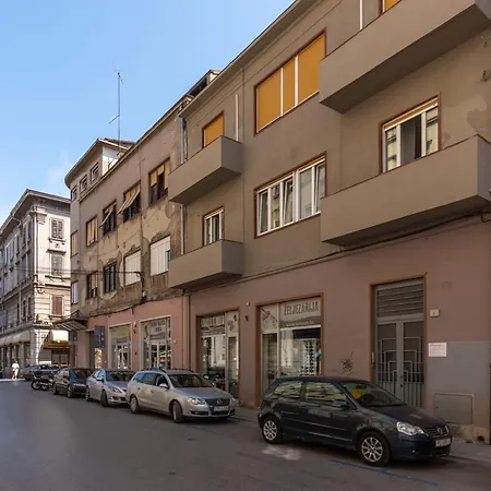 Πανσιόν Preziosa